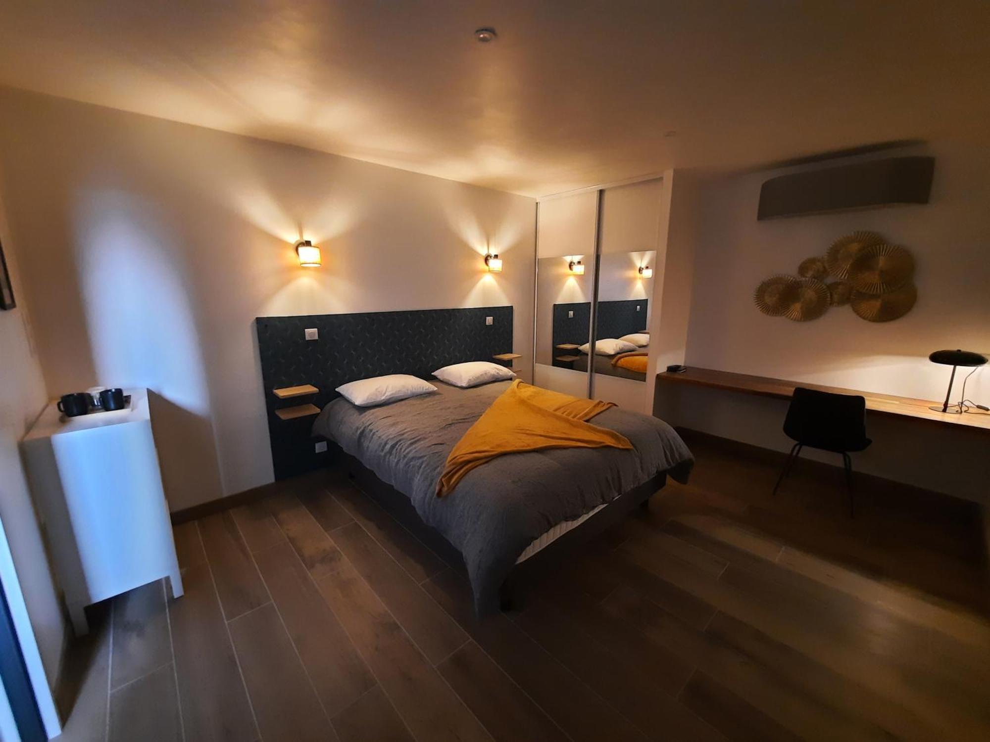Petit Coin De Paradis, Calme Et Confort Garantie ! Chambre Independante Dans Une Dependance ! Montauban Exterior foto